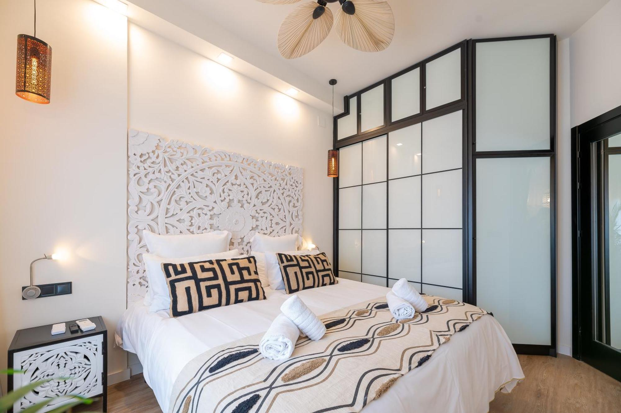 Indonesian Dreams By Iloftmalaga Apartment *