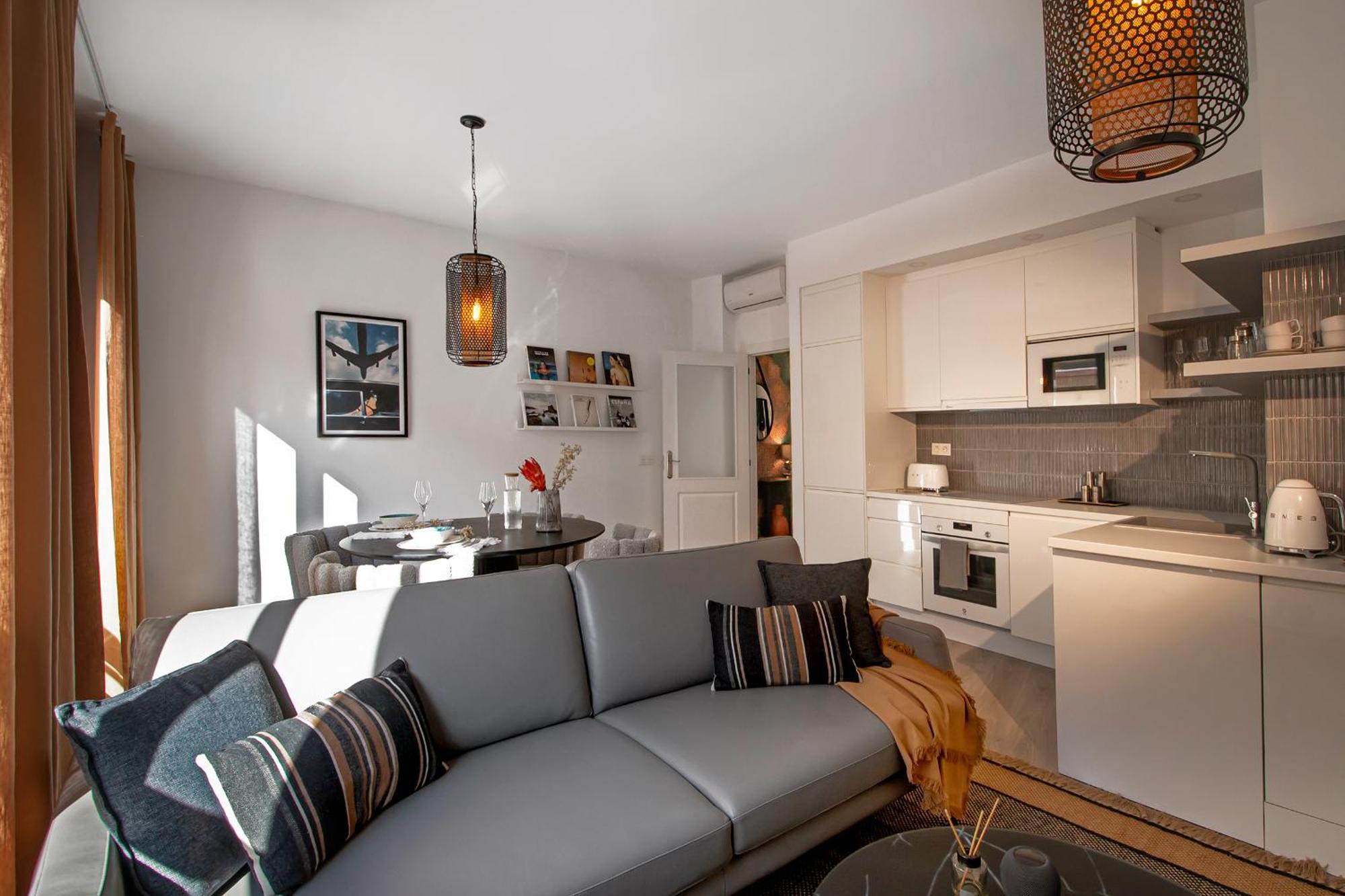 The One Apartment *