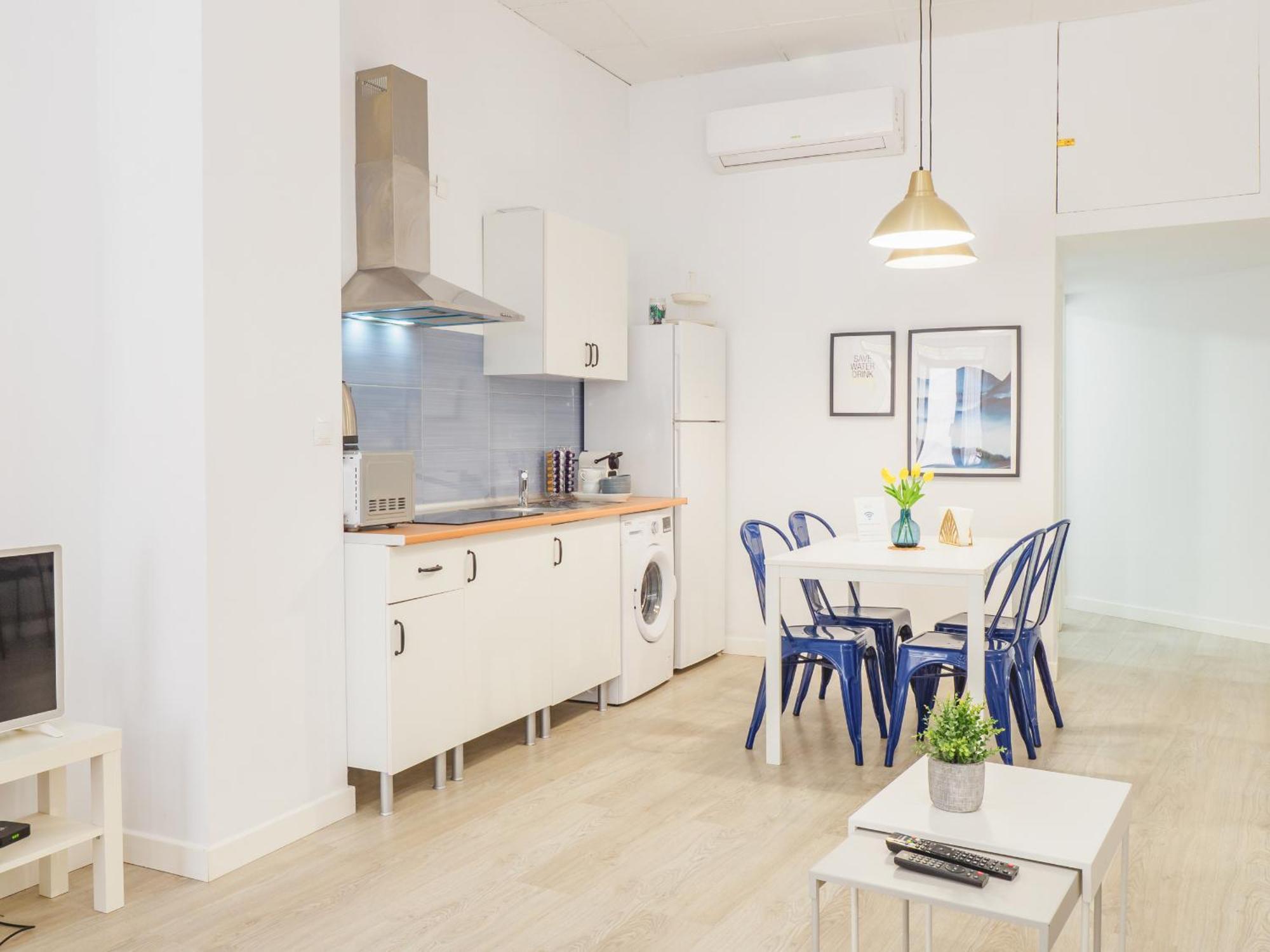 Apartamento Cubo's Center El Molinillo Málaga