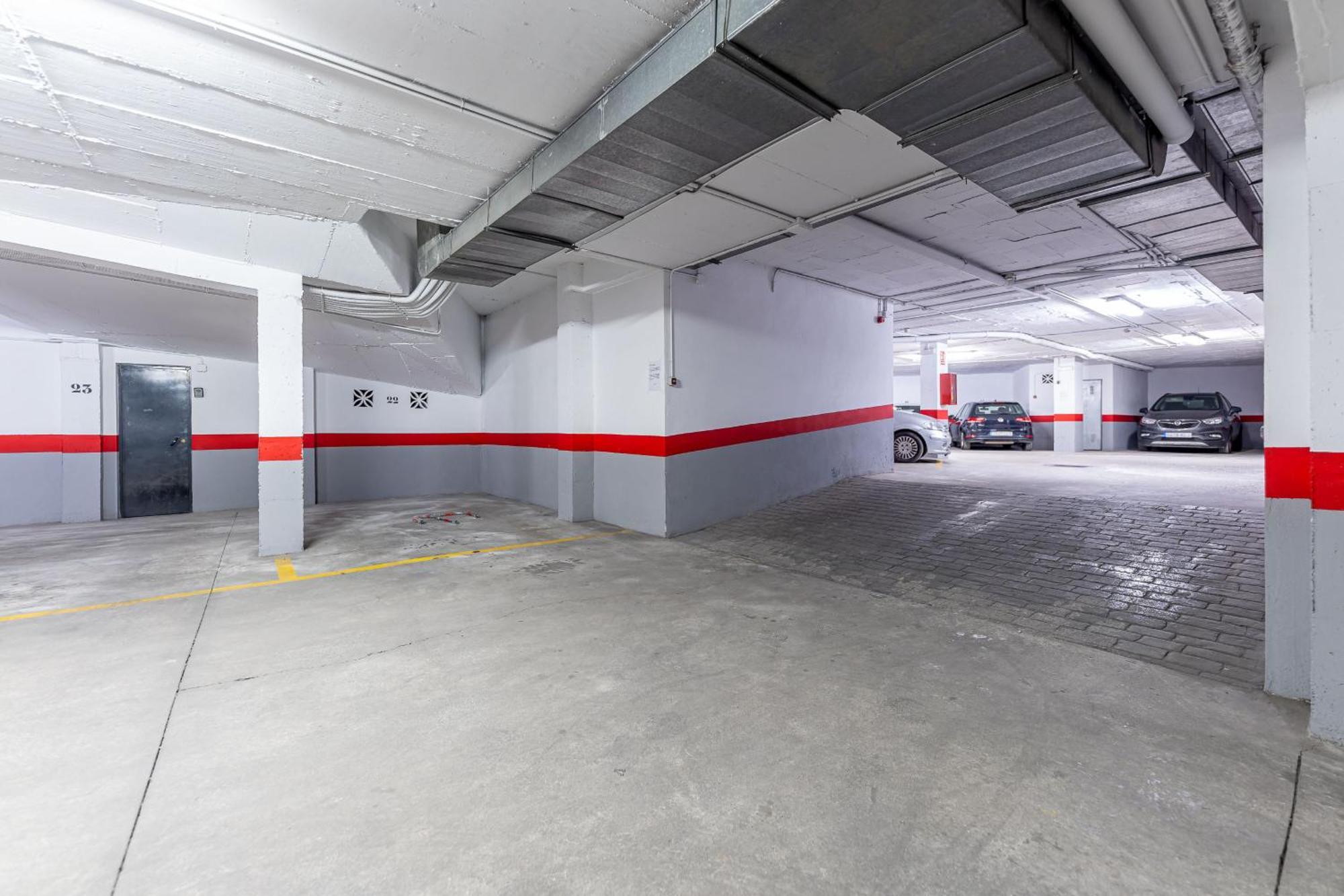 Vivendos - Ma16 - Capuchinos Parking * Málaga