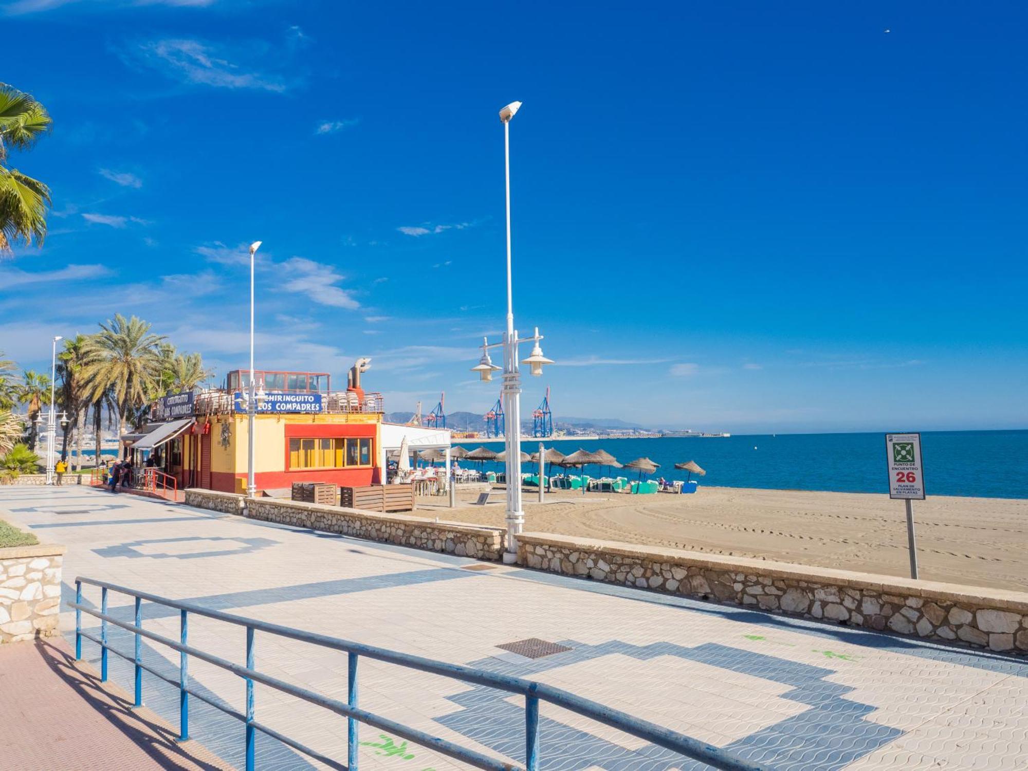 Cubo's Seaview Port & Free Parking Apartment