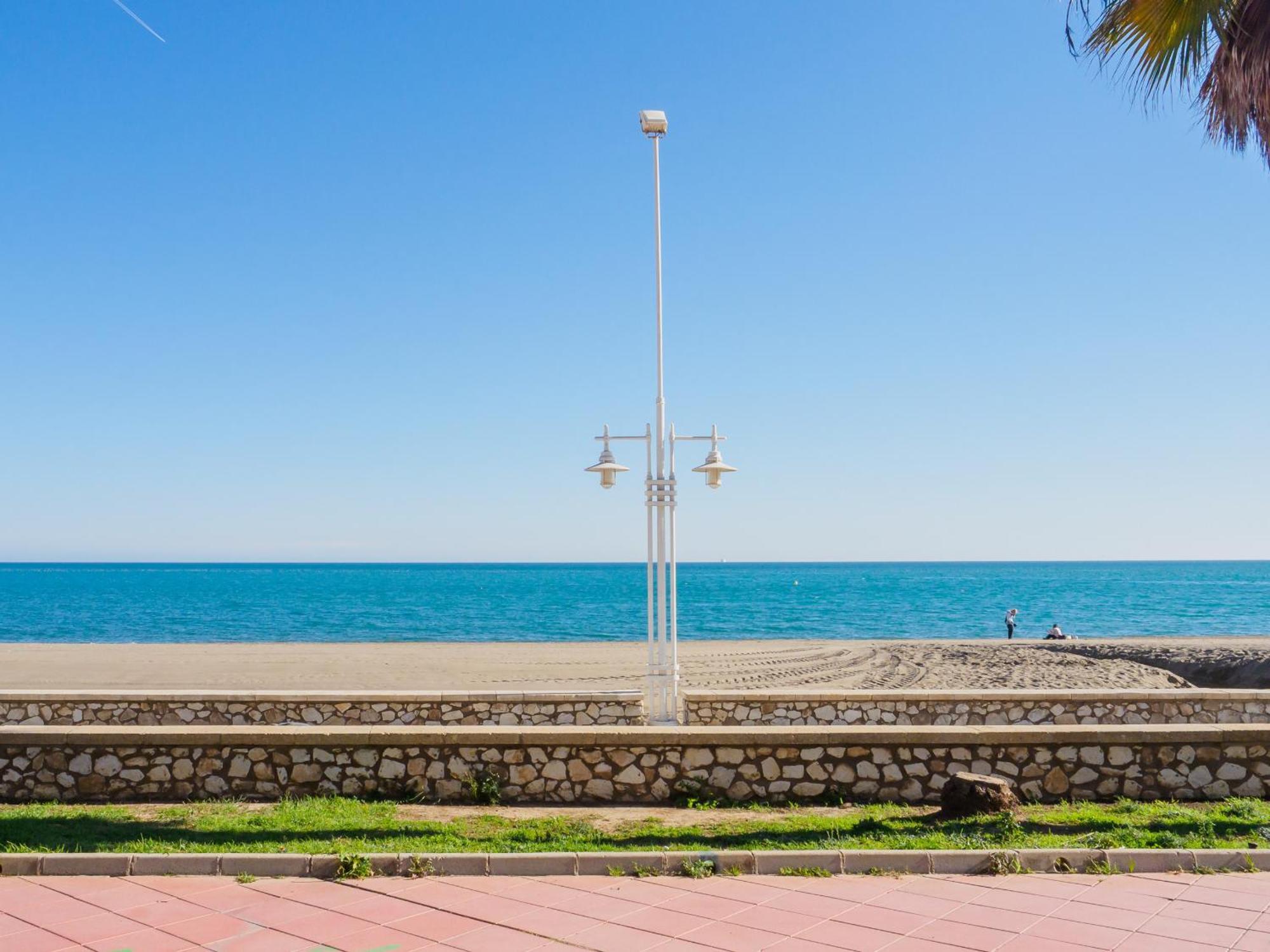 Cubo's Seaview Port & Free Parking Malaga