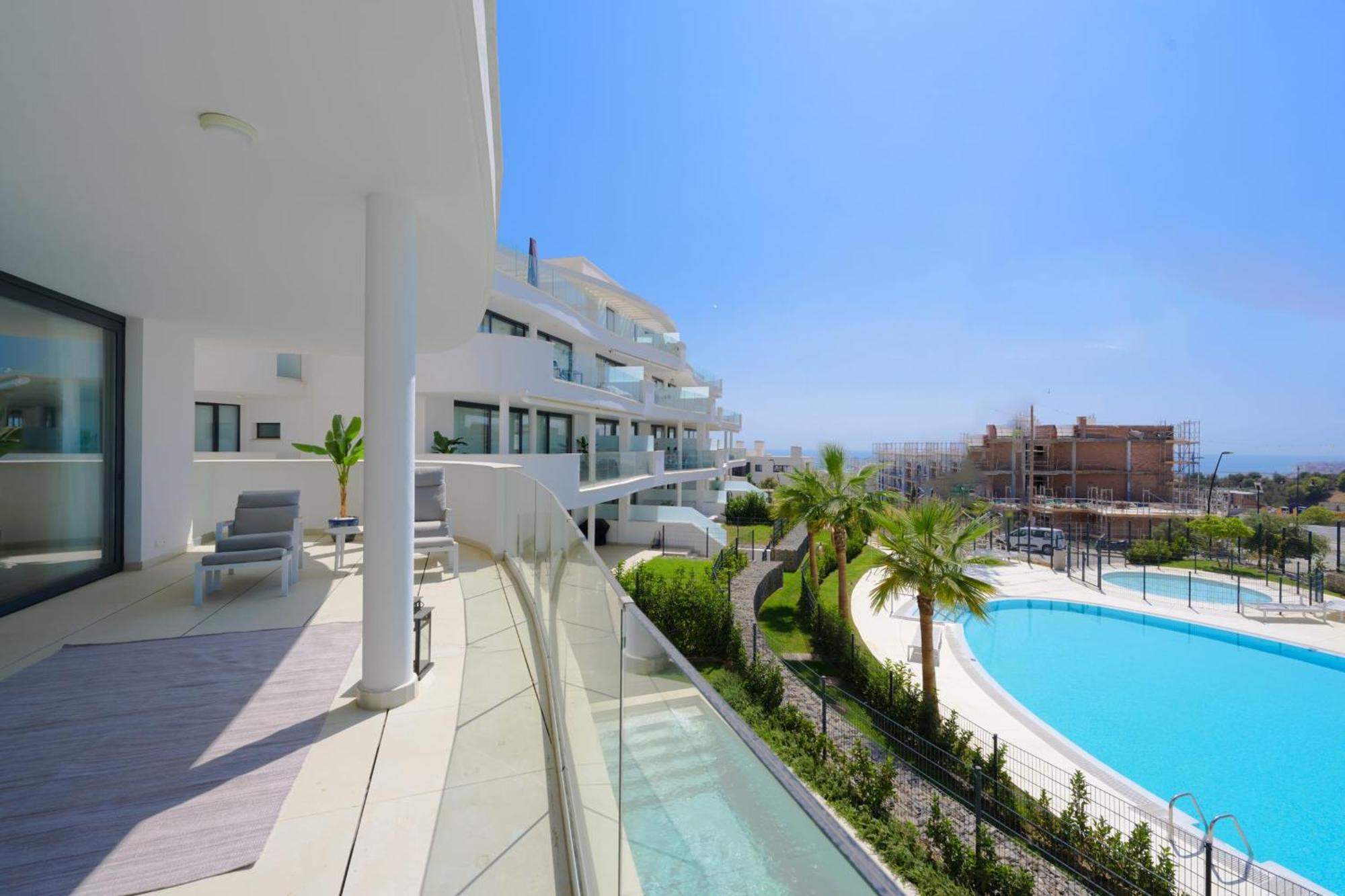 Amazing 3 Bedroom With Seaviews In Higueron Appartement *