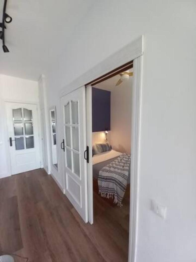 Ventana Al Mar En Apartamento