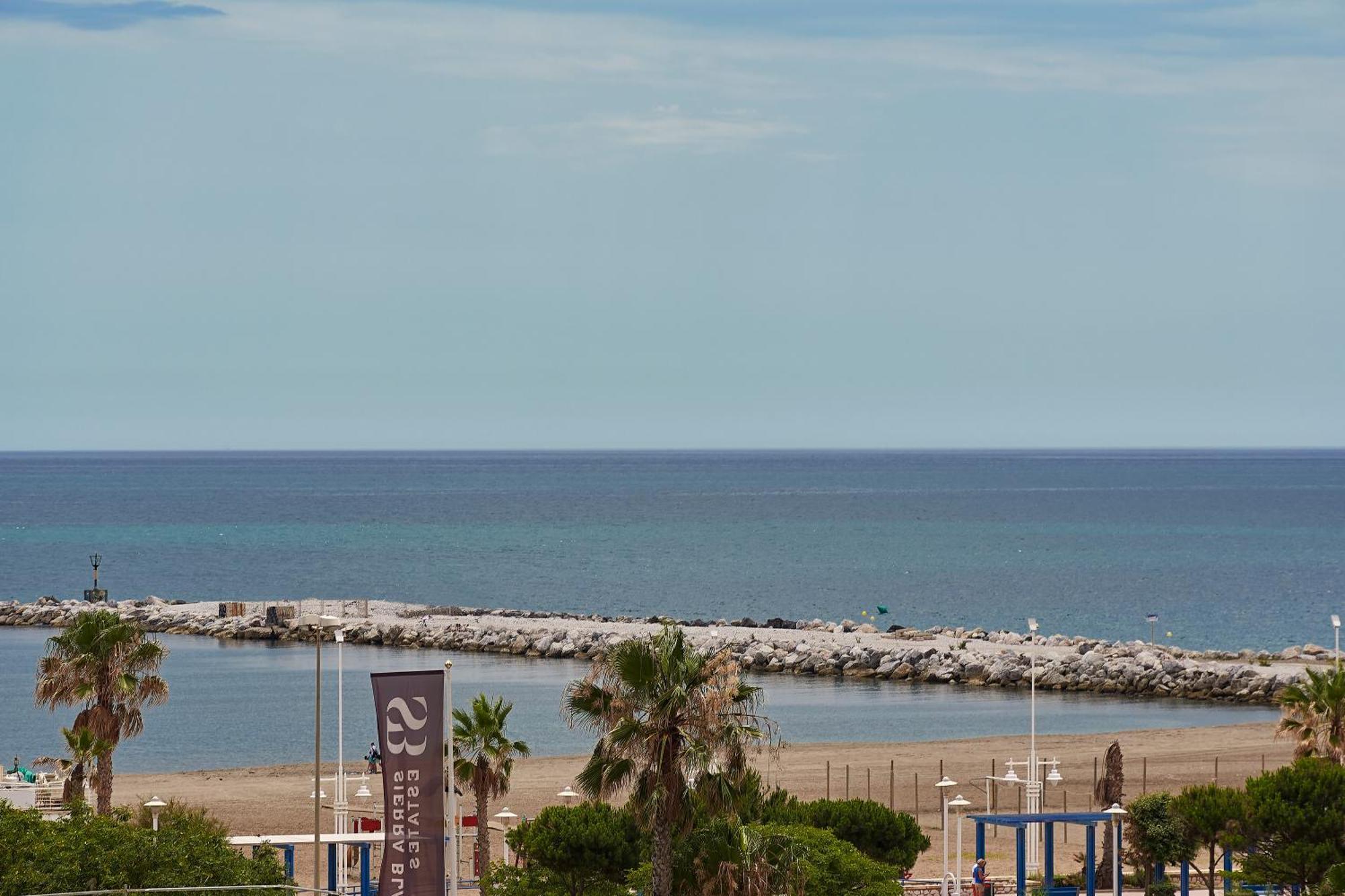 Terraza De Alboran * Málaga
