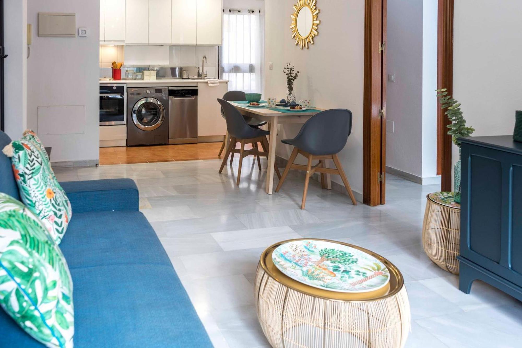 Appartement Plaza De Cristos Con Jardin By Sharingco *