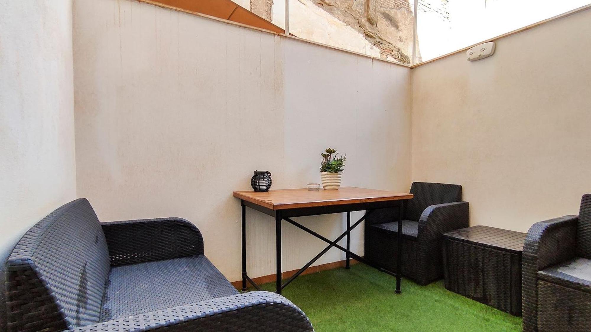 Appartement Plaza De Cristos Con Jardin By Sharingco *
