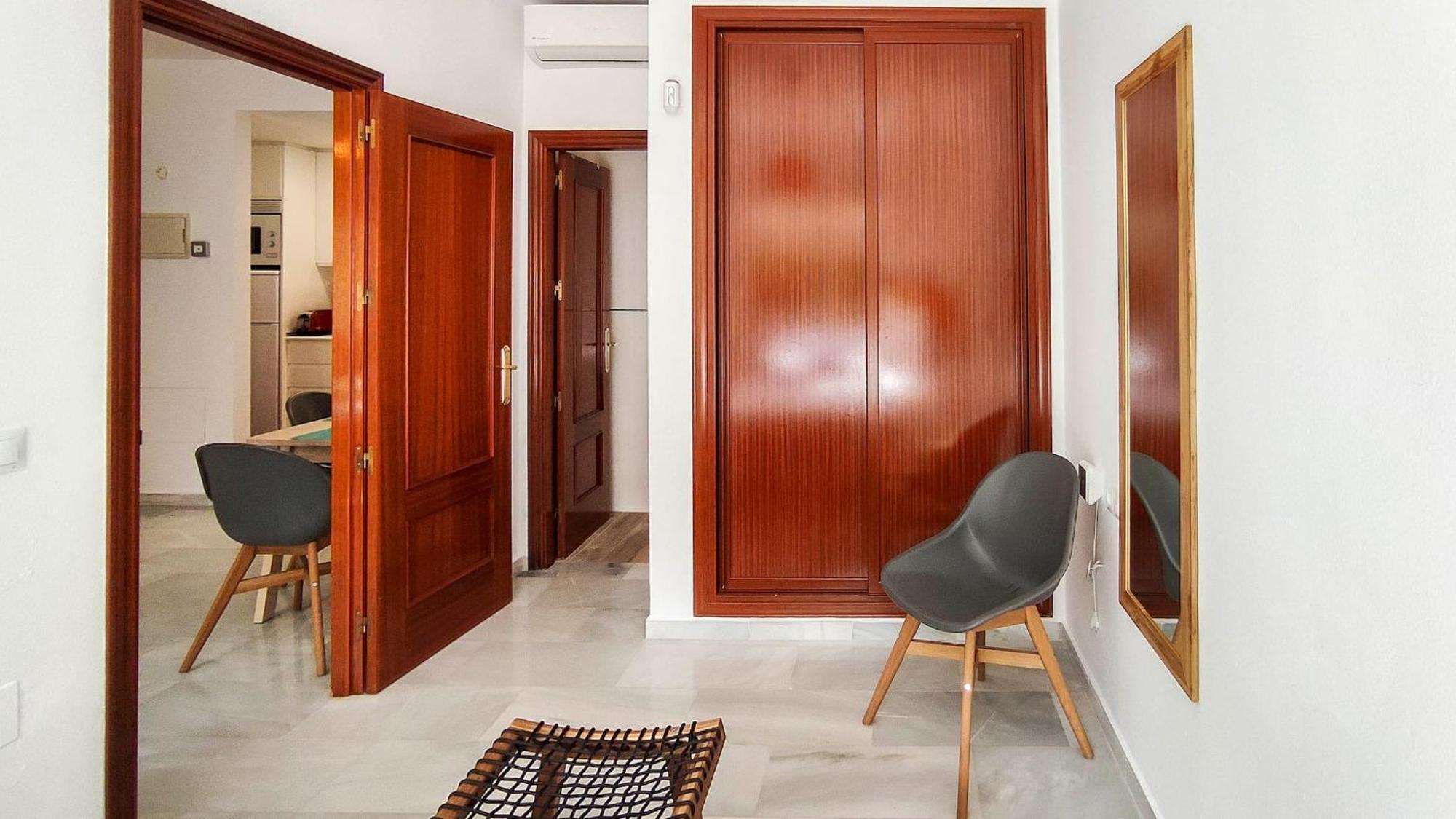 Appartement Plaza De Cristos Con Jardin By Sharingco *