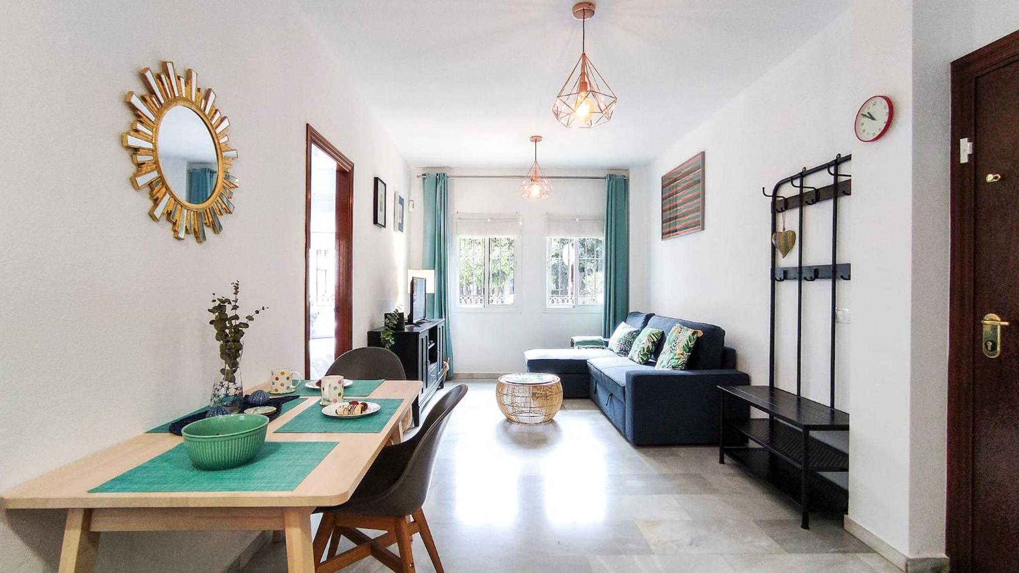 Appartement Plaza De Cristos Con Jardin By Sharingco