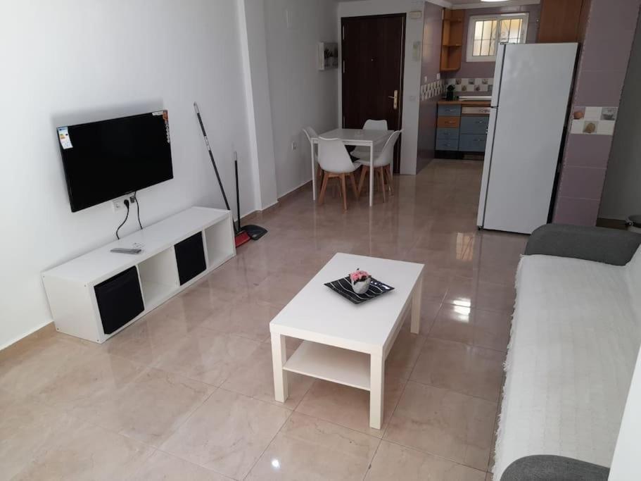 Garcia Noblejas - Apartamento En Appartement Málaga