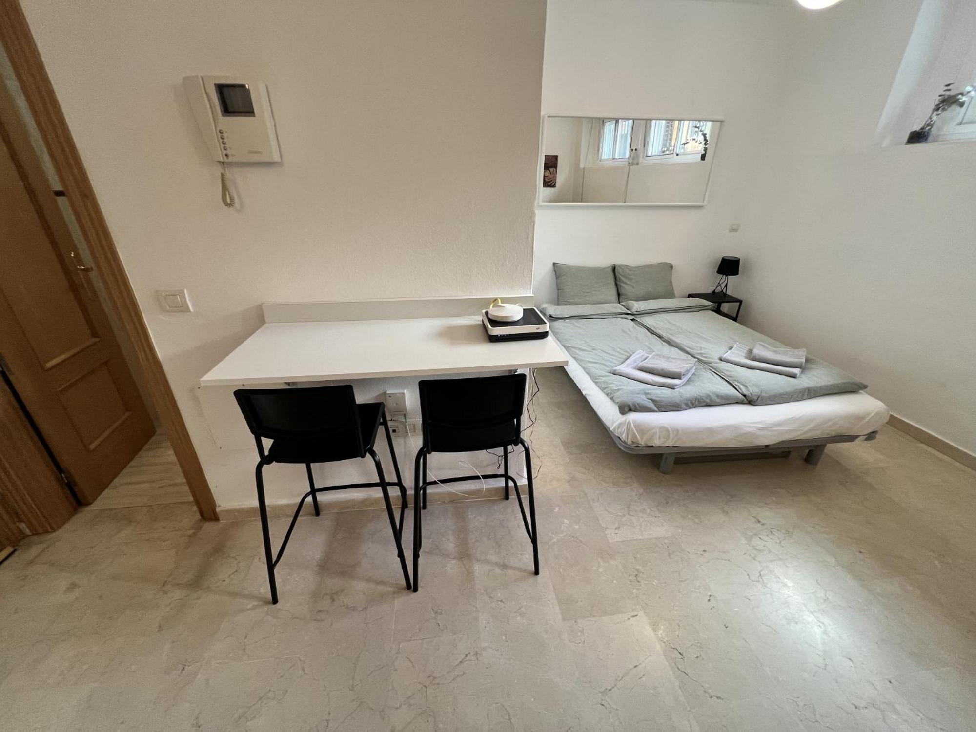 Cozy In Pasaje Olletas Apartment Málaga