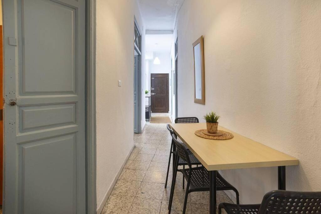 Leilighet Large Private Terrace 2 Bedroom *