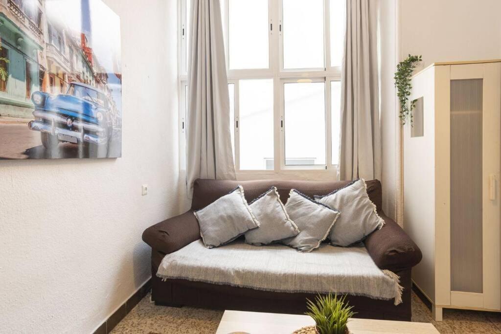 Large Private Terrace 2 Bedroom Leilighet *