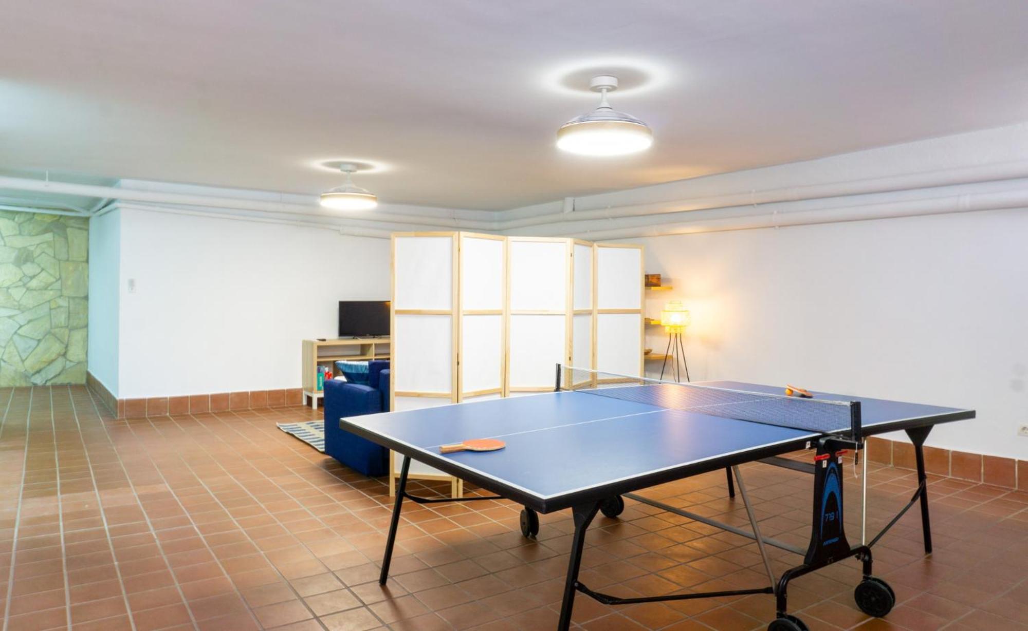 Сasa de vacaciones House Pool & Parking