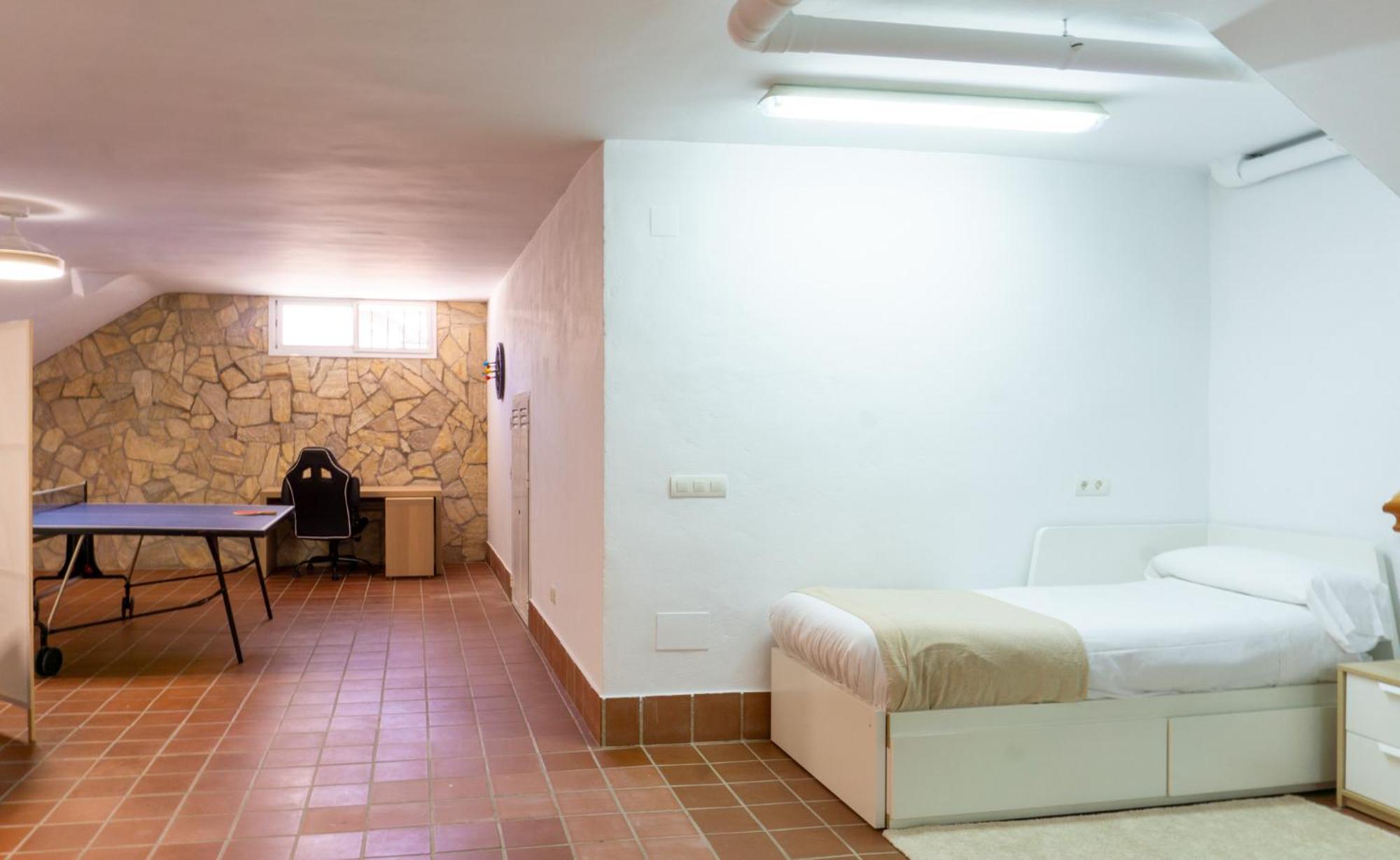 House Pool & Parking Сasa de vacaciones *