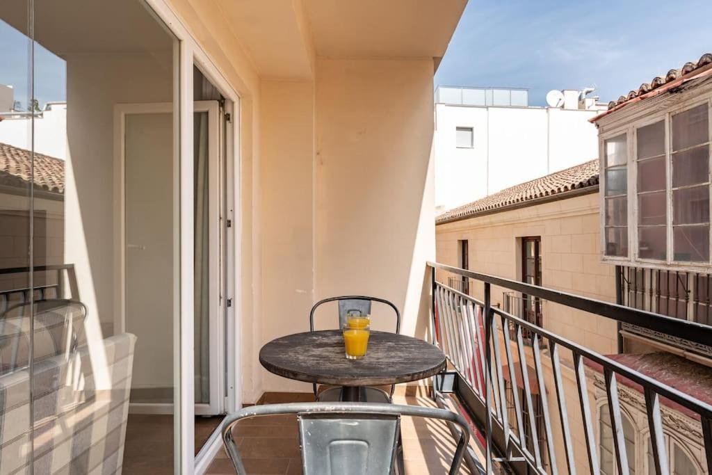 Lägenhet Super Flat With Terrace And Free Parking *