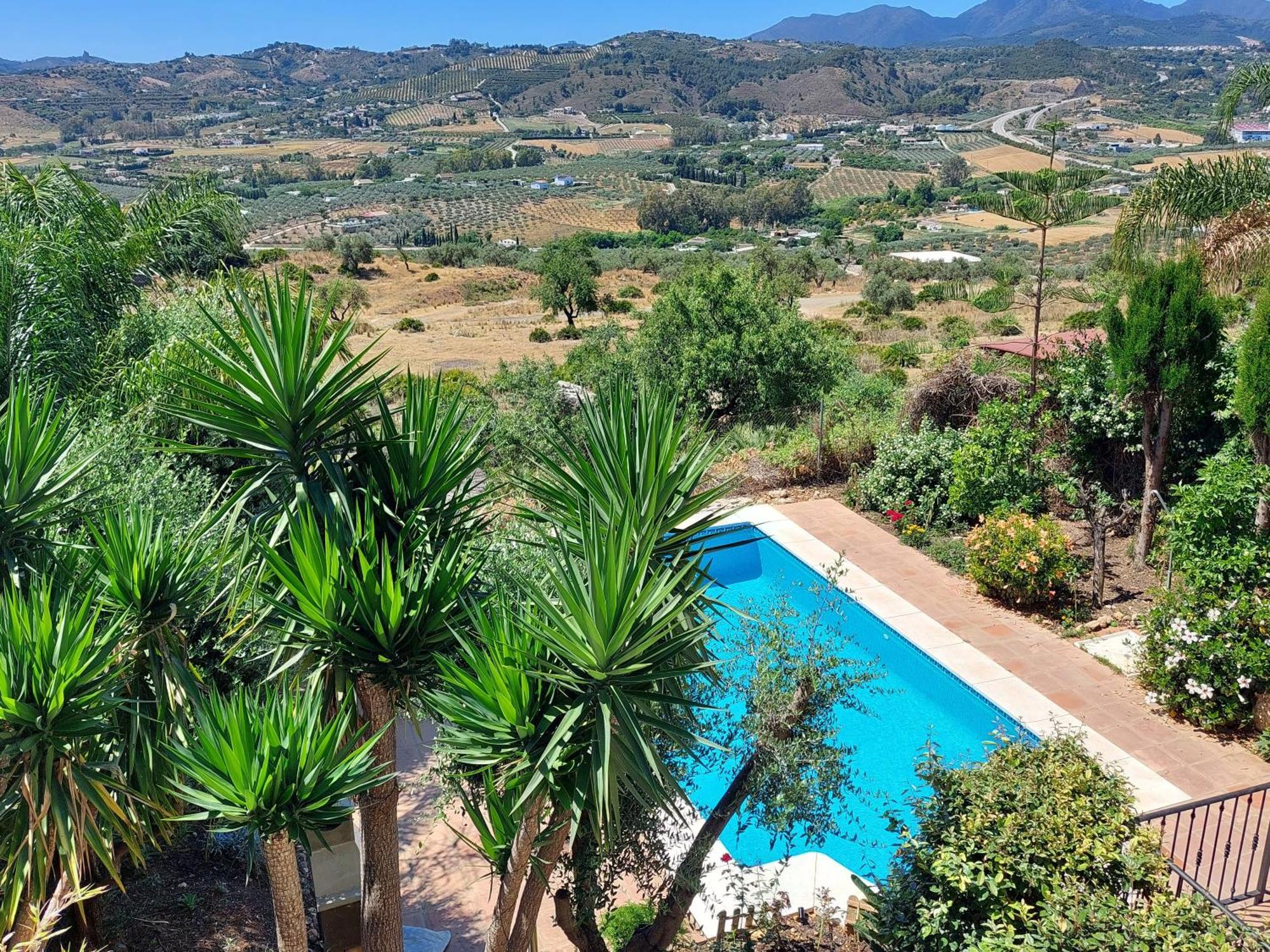 Casa Sunflower Villa