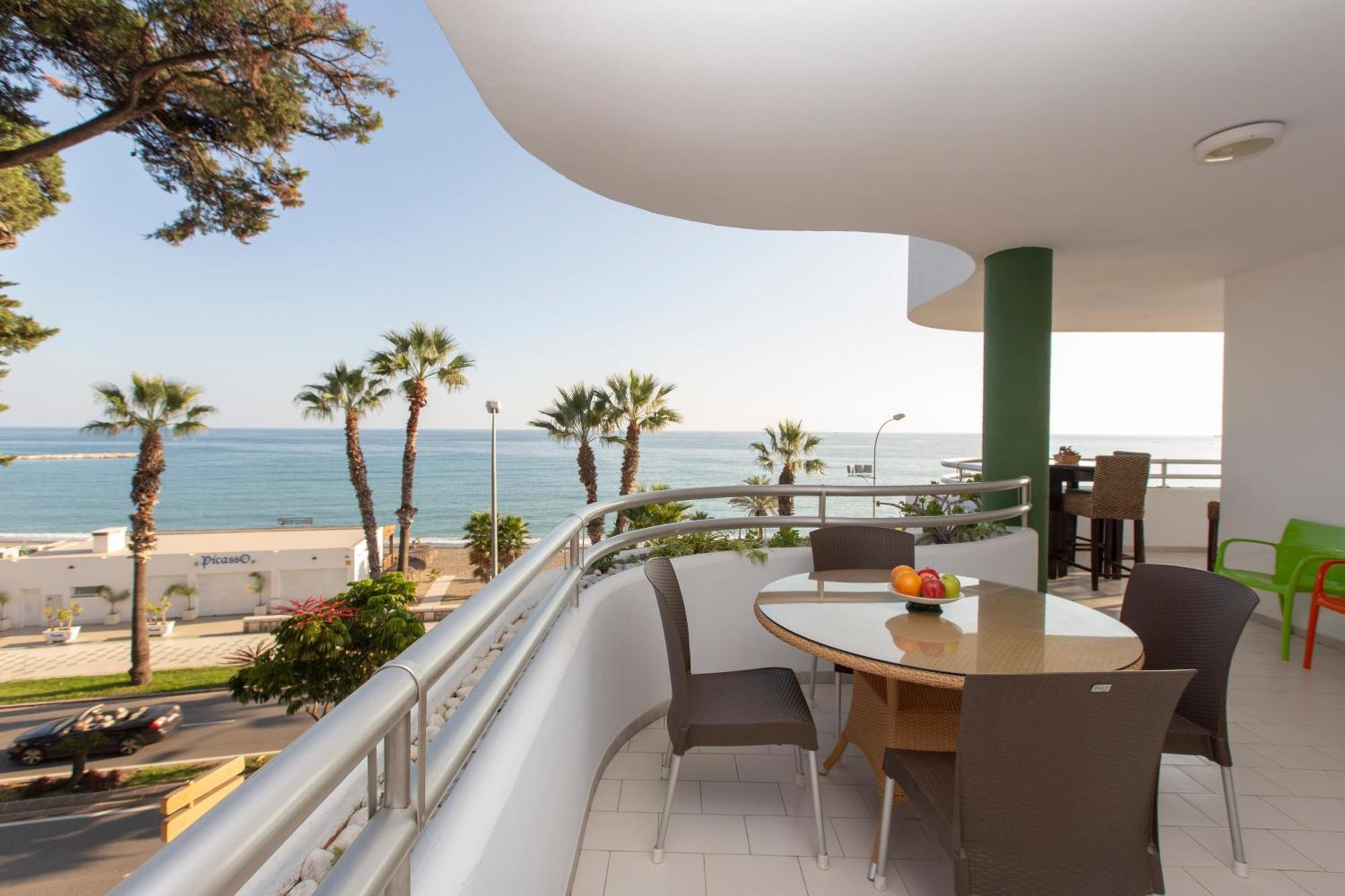 Venecia, De Lujo En 1º Linea De Playa + Parking Málaga
