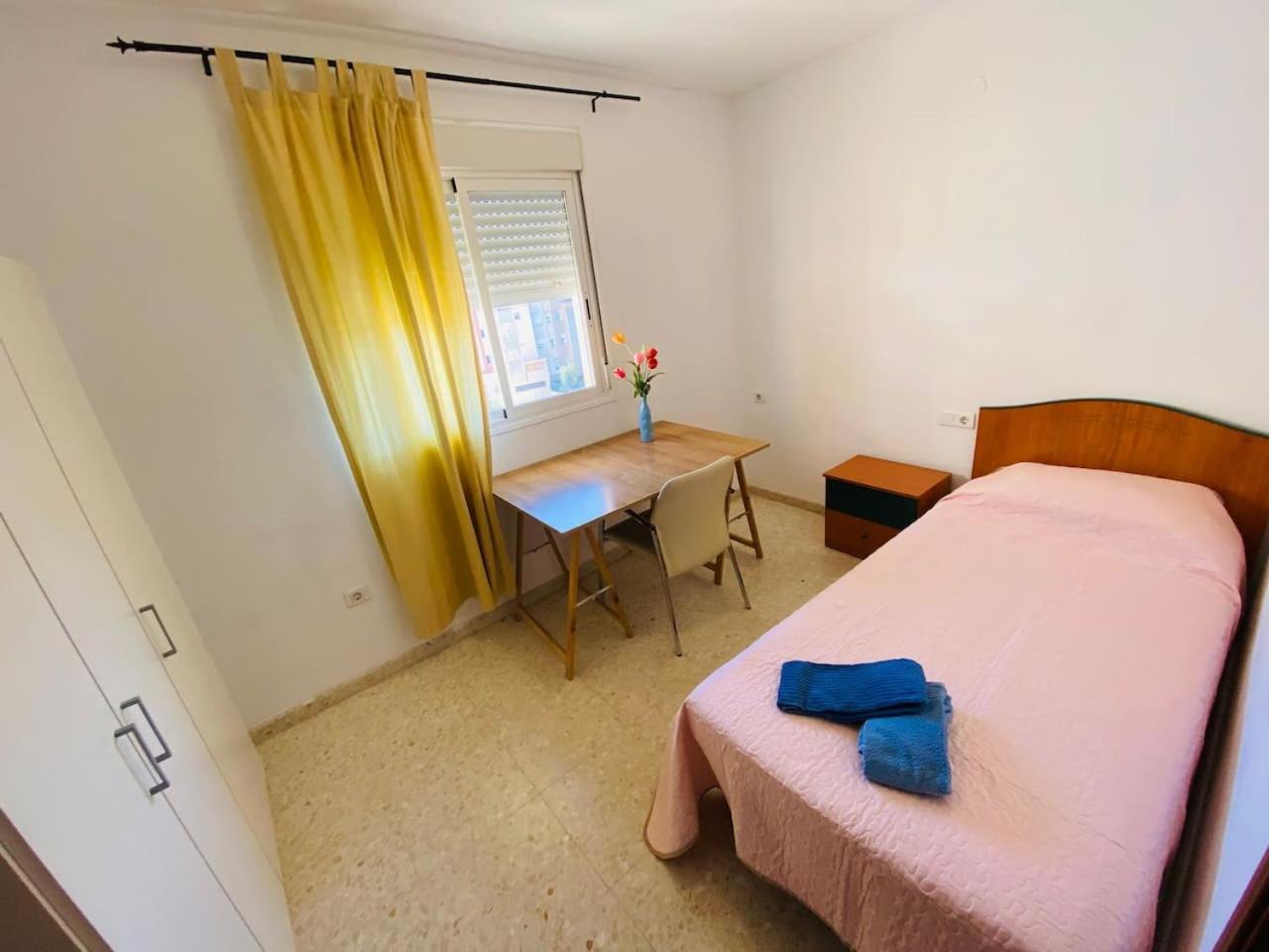 Lägenhet Vivienda De Vacaciones Con Piscina Y Wifi En Teatinos *