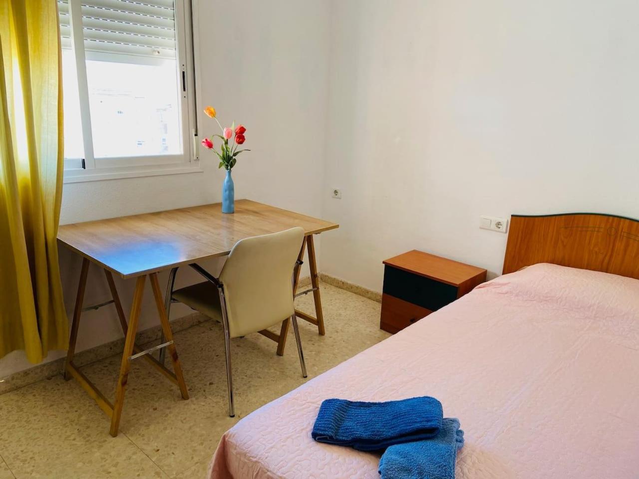 Vivienda De Vacaciones Con Piscina Y Wifi En Teatinos