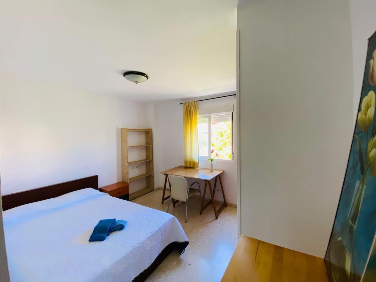 Lägenhet Vivienda De Vacaciones Con Piscina Y Wifi En Teatinos Málaga
