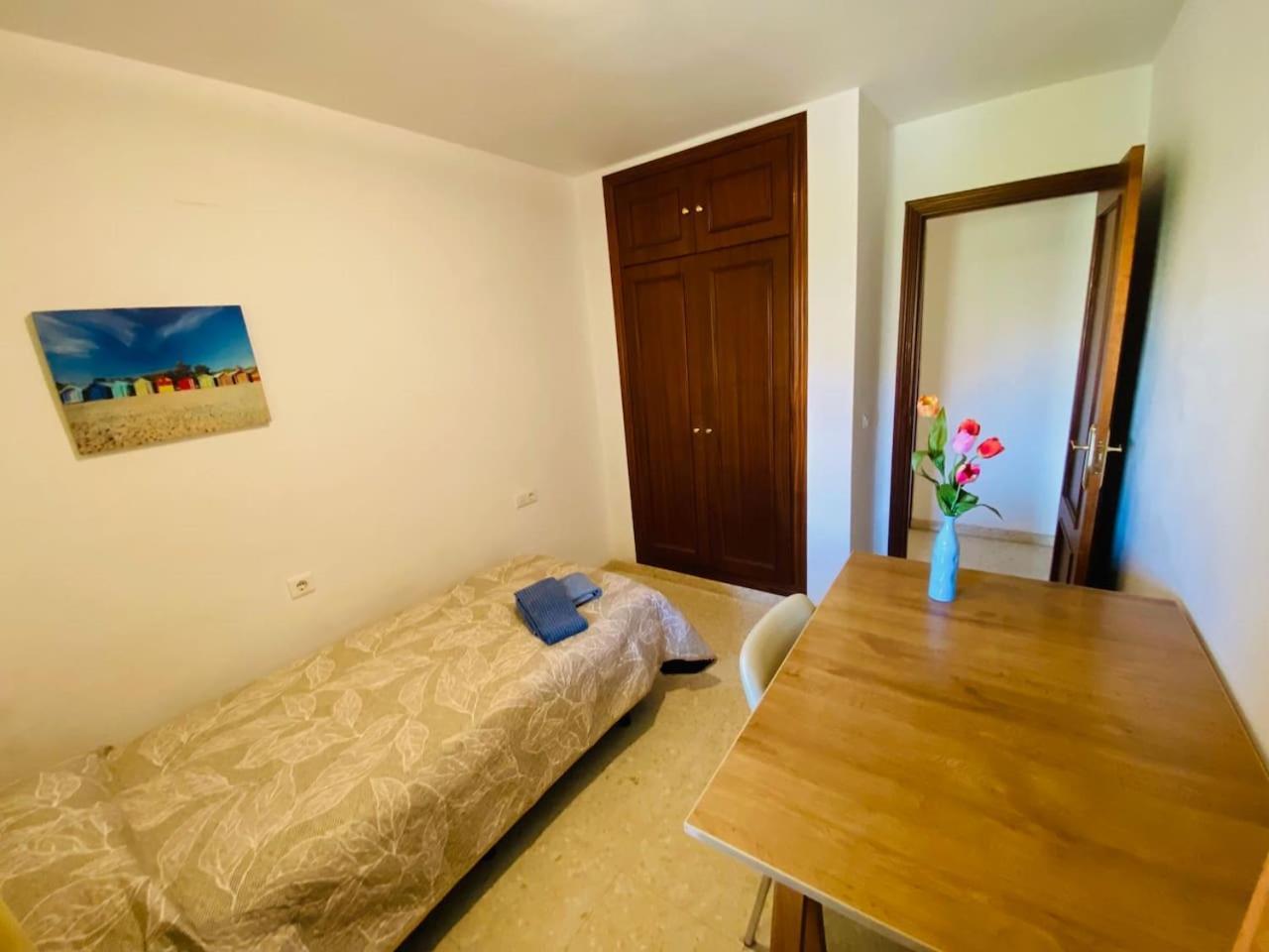 Lägenhet Vivienda De Vacaciones Con Piscina Y Wifi En Teatinos *
