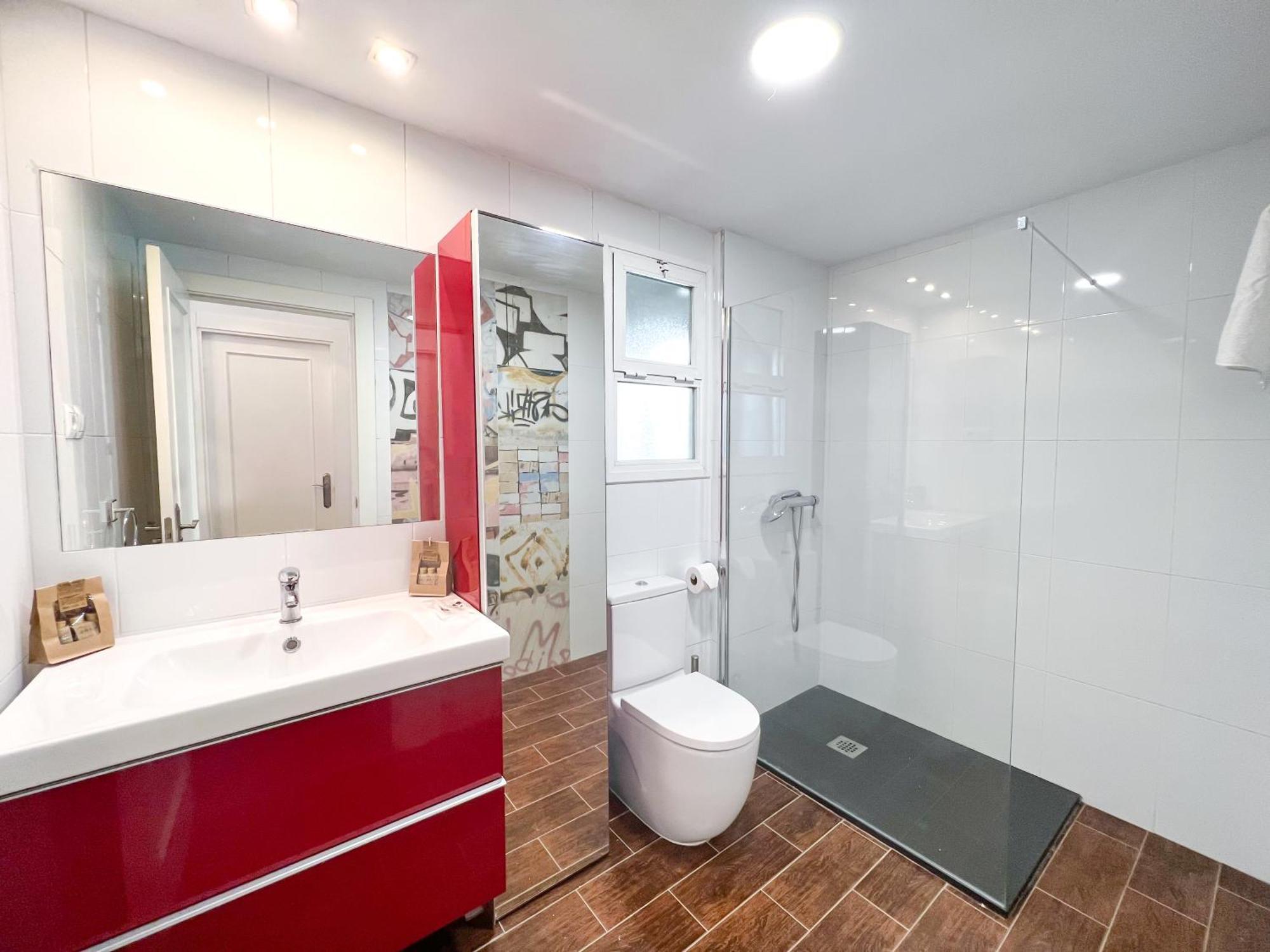 150 M From El Palo Beach, Appartamento *