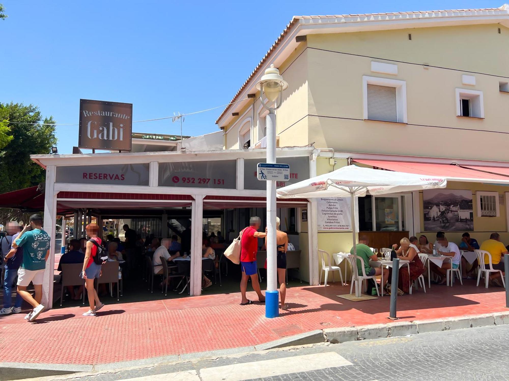150 M From El Palo Beach, Appartamento *