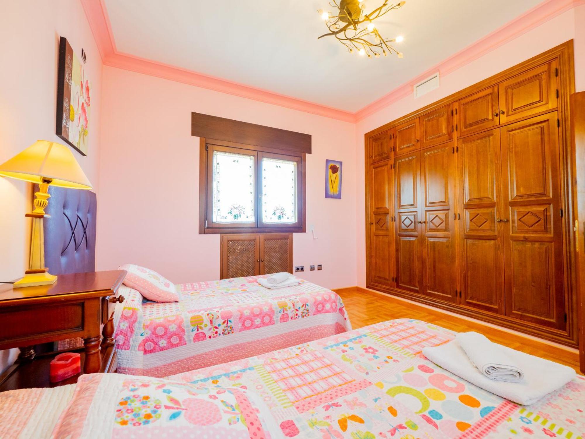 Cubo's Fina & Minigolf Included Villa *