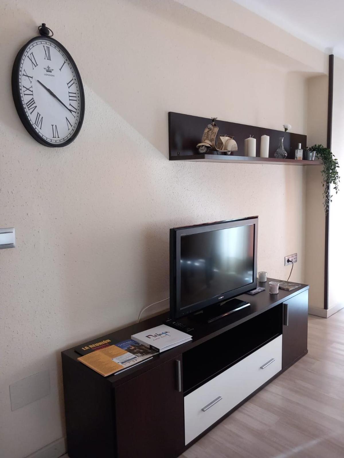 Luminoso Apartamento Con Terraza Lejlighed