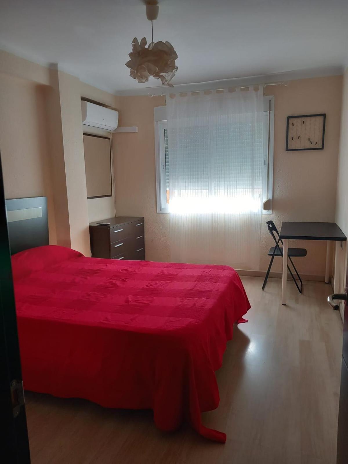 Luminoso Apartamento Con Terraza Málaga