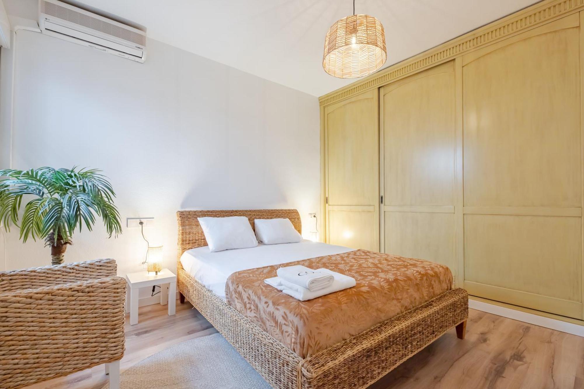 Appartement Charming 4-bedroom In Malaga's Historic Center