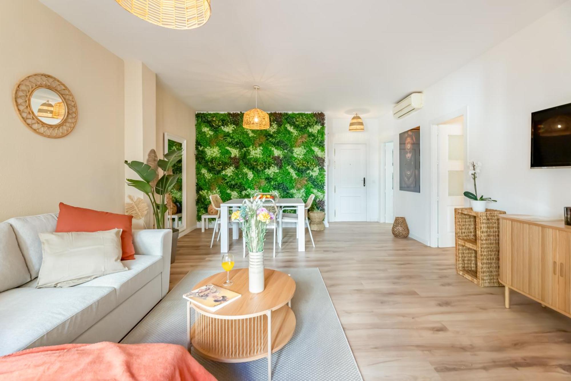 Appartement Charming 4-bedroom In Malaga's Historic Center