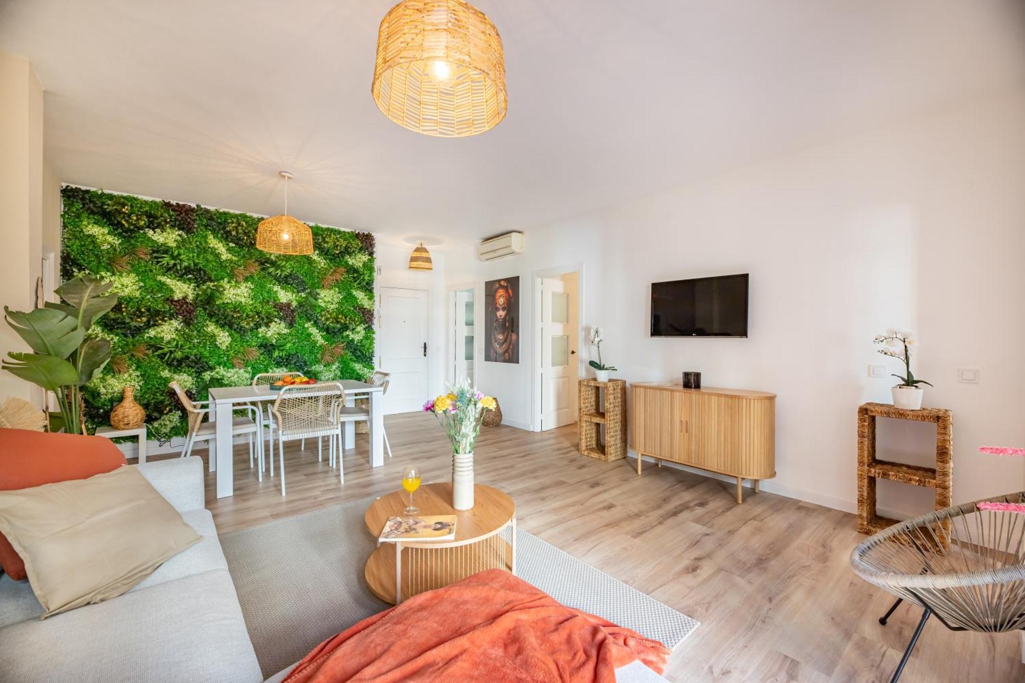 Appartement Charming 4-bedroom In Malaga's Historic Center
