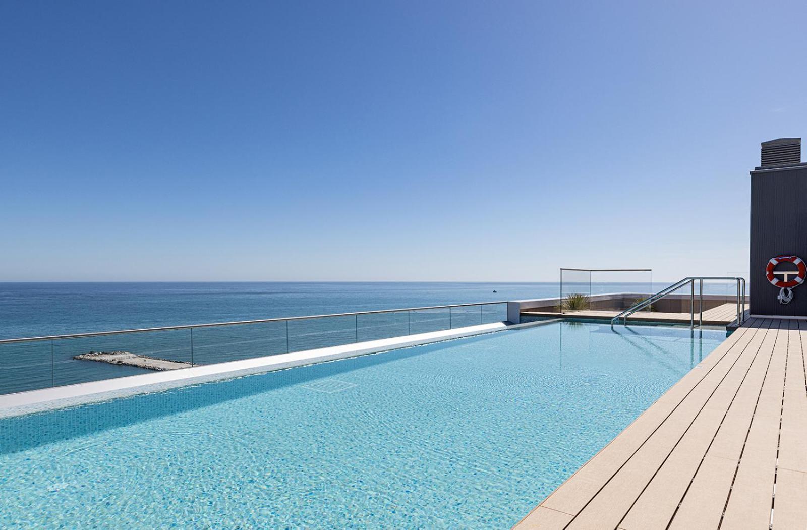 Luxury Front 2 Bed In Towers * Málaga