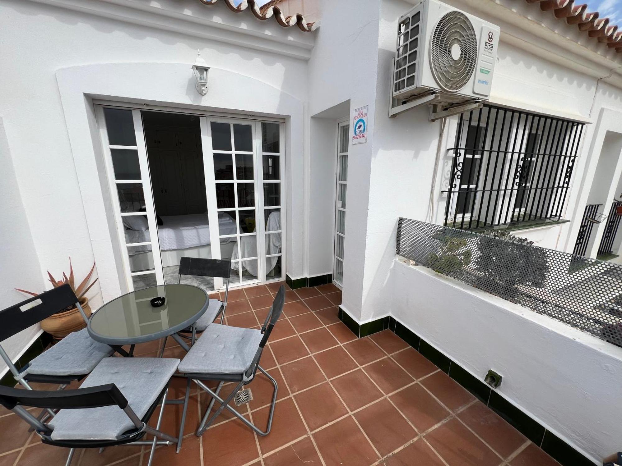 Nuestro Atico Con Vistas Al Mar Terraza, Piscina Y Parking Appartamento