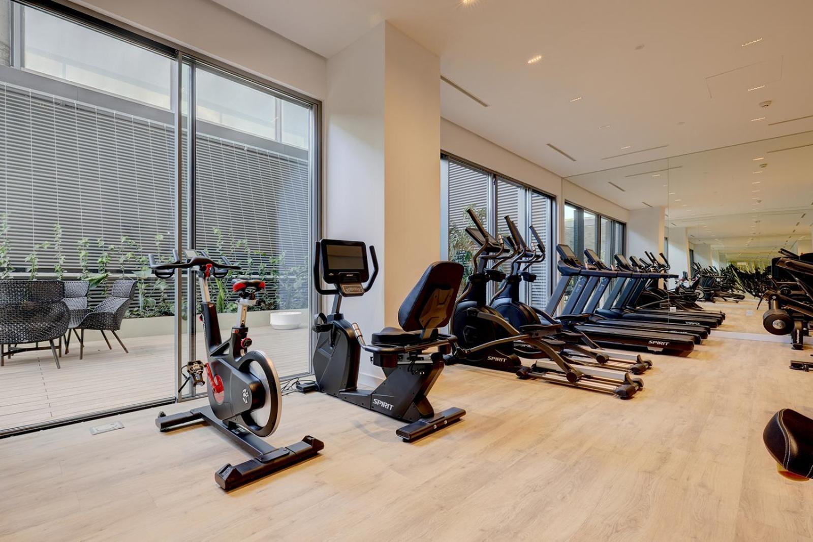 Apartamento Luxury Front 2 Bed In Towers Málaga