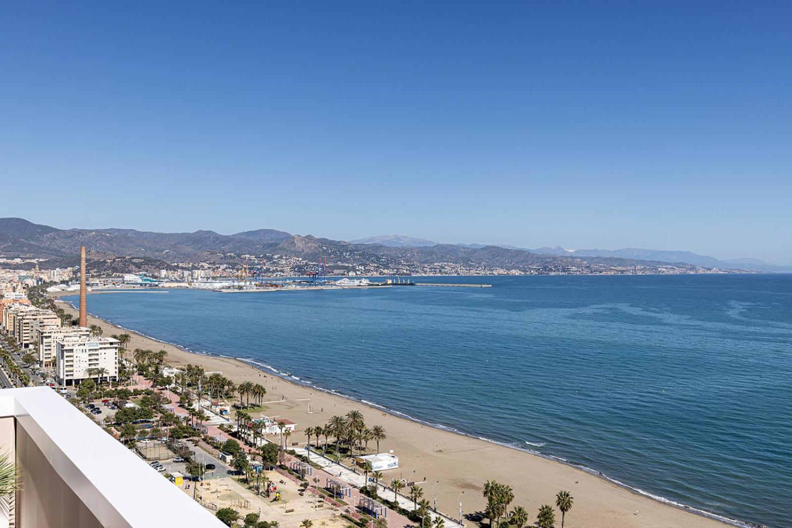 Luxury Front 2 Bed In Towers Apartamento