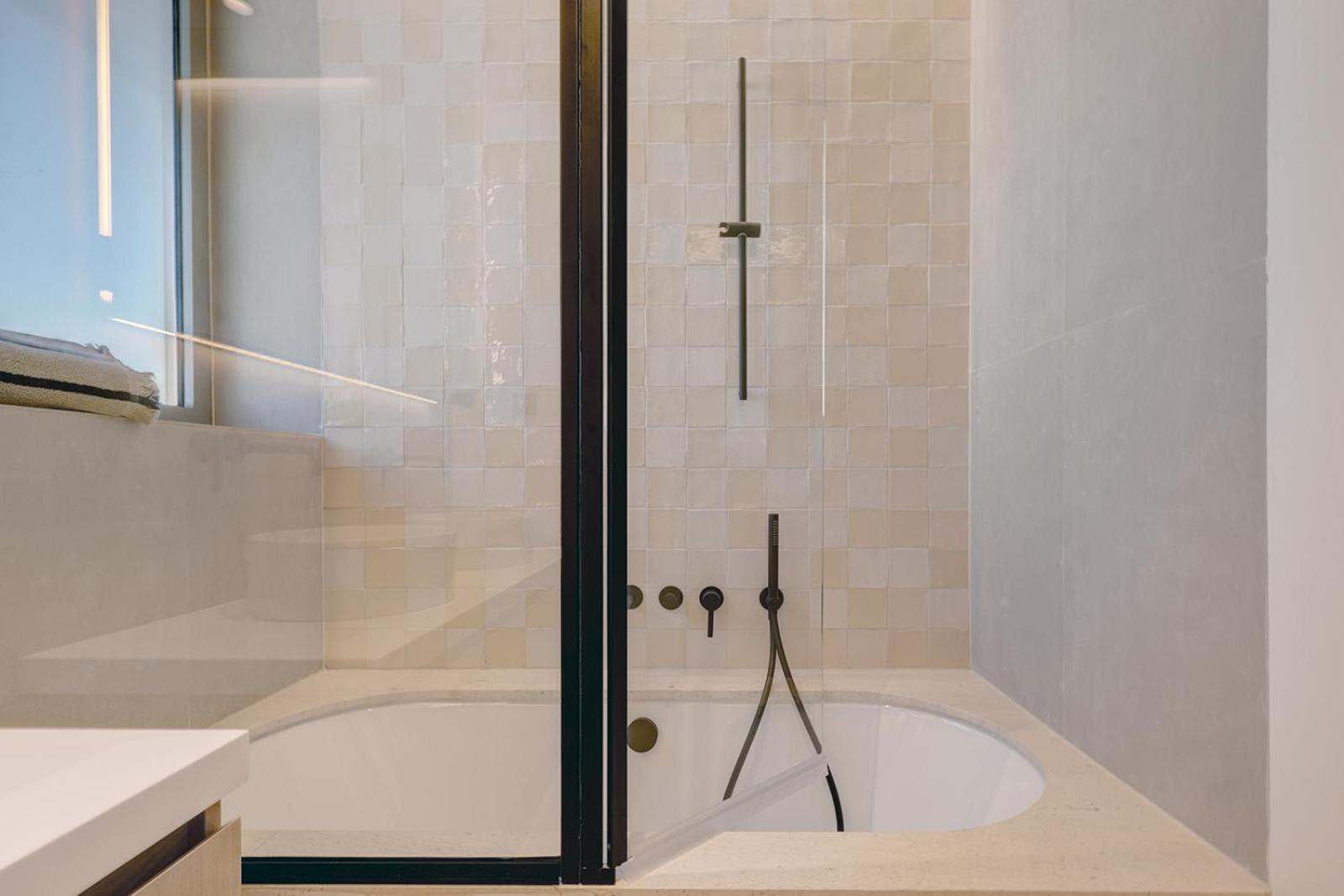Luxury Front 2 Bed In Towers Apartamento *