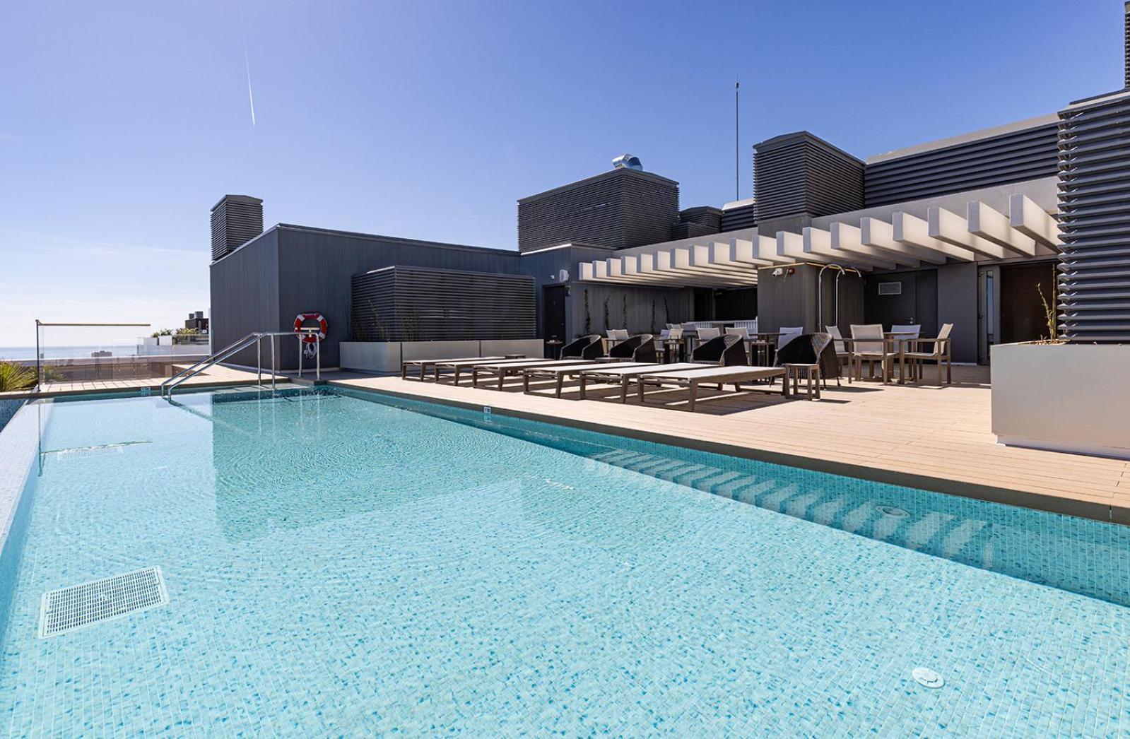 Apartamento Luxury Front 2 Bed In Towers Málaga