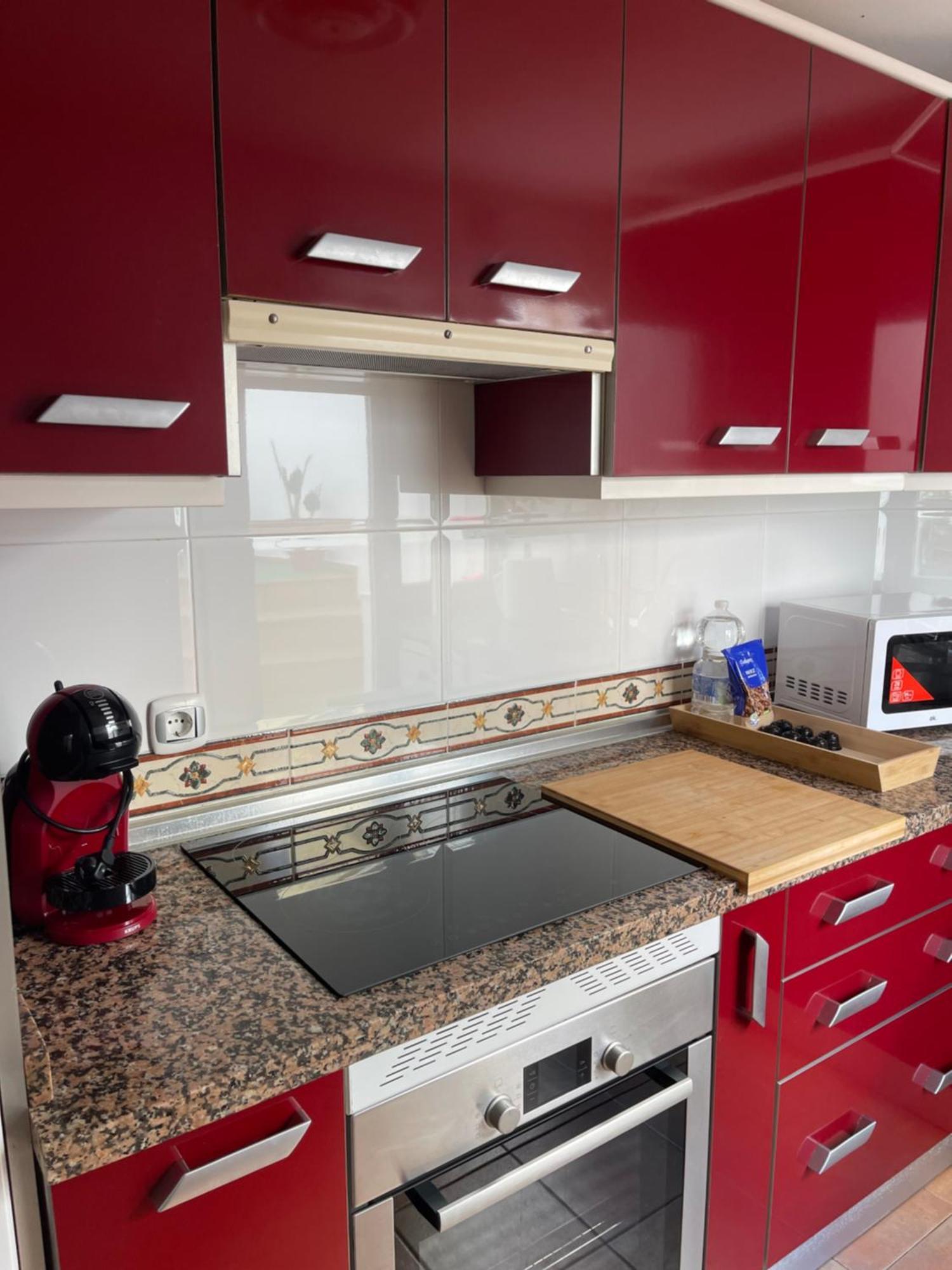 A 5 Min Estacion De Tren- Patio-parking Y Playa Apartment
