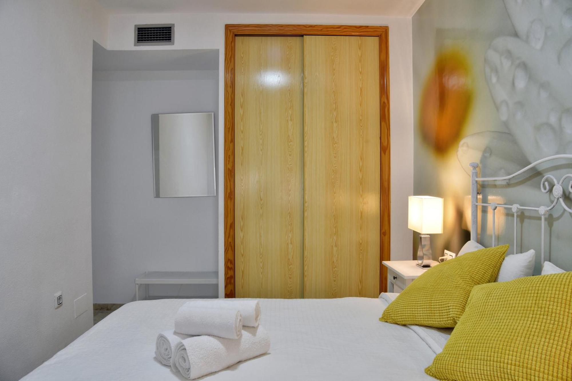 Apartment Wonderstays Vela Malaga