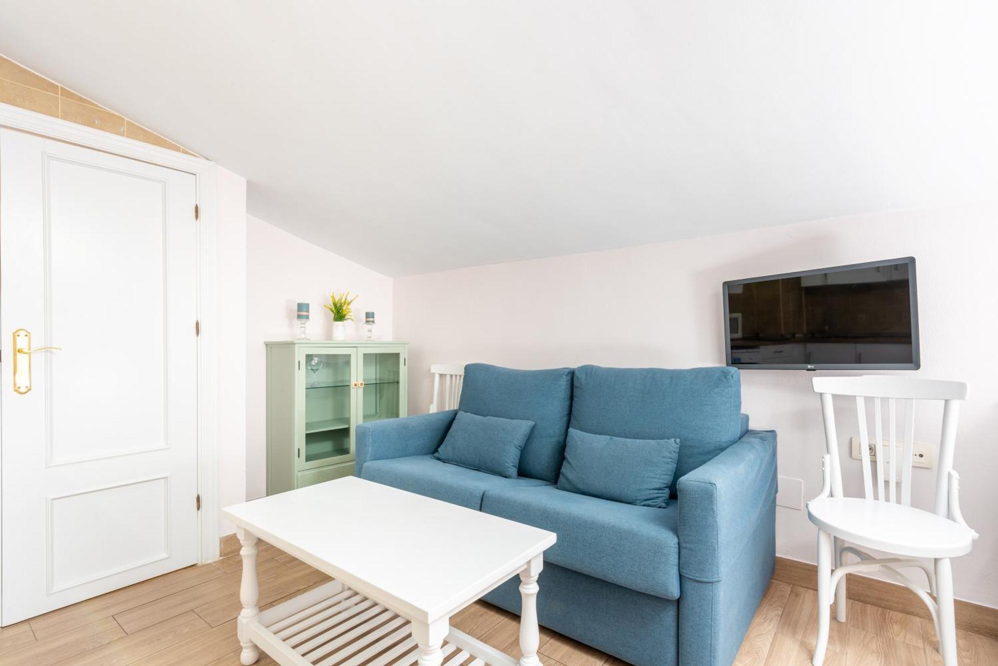 Apartamento Wintowinrentals Comodo Estudio En Malaga.