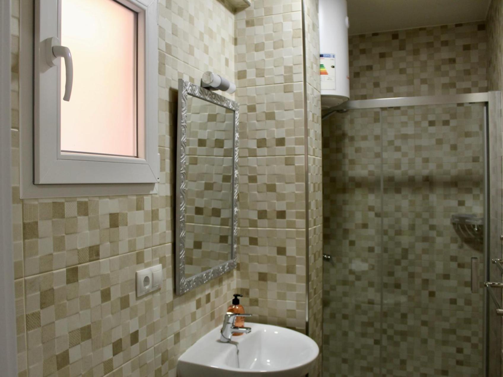 Appartement Cenacheros House *