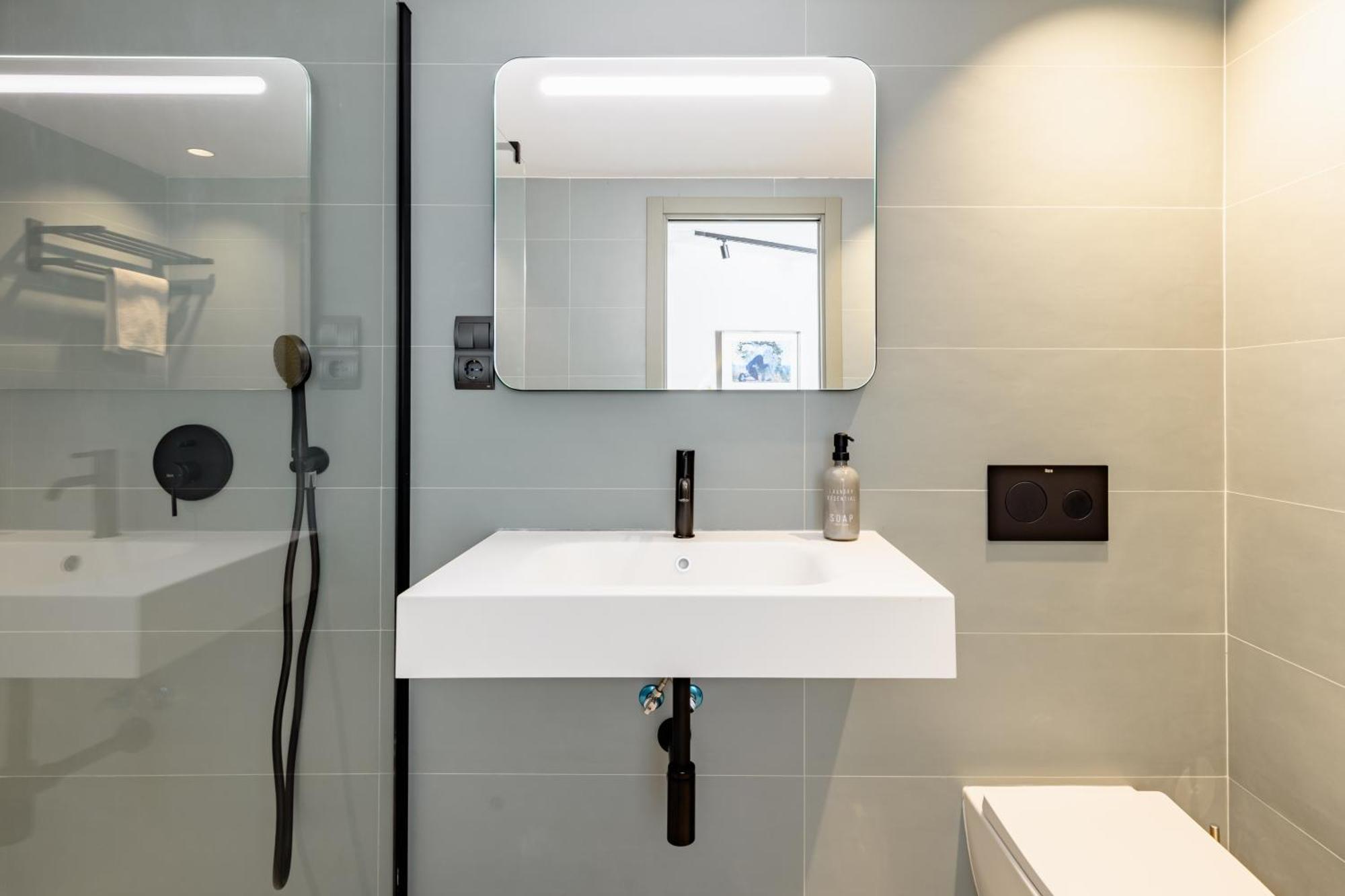 Apartment Atarazanas Suite, Atico Con Terraza Malaga