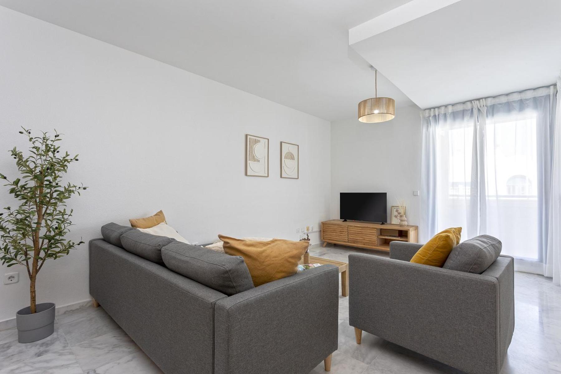 -malagasunapts-ayala33 Bus-train Station - Huelin Appartement *