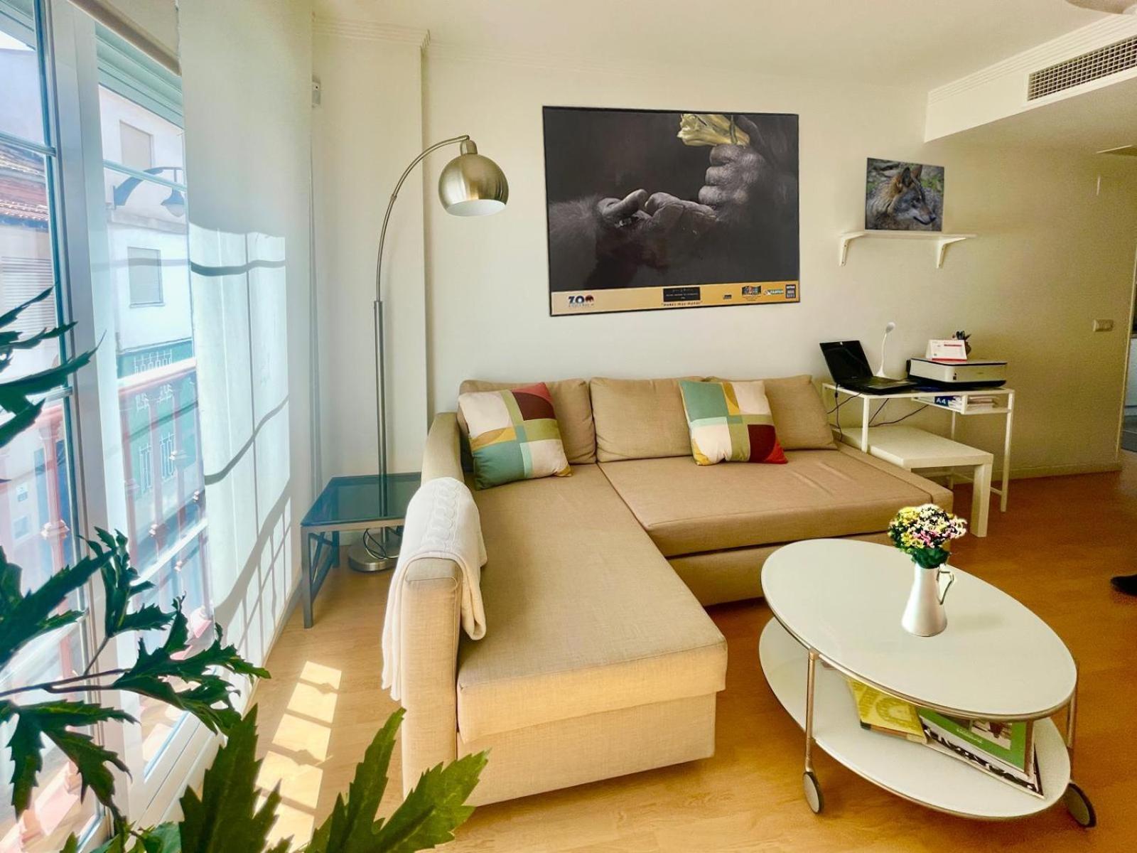 Maravilloso Centrico De 70m2, Jardin Propio 40m2 Con Piscina Ninos Y Parking Opcional Apartamento *