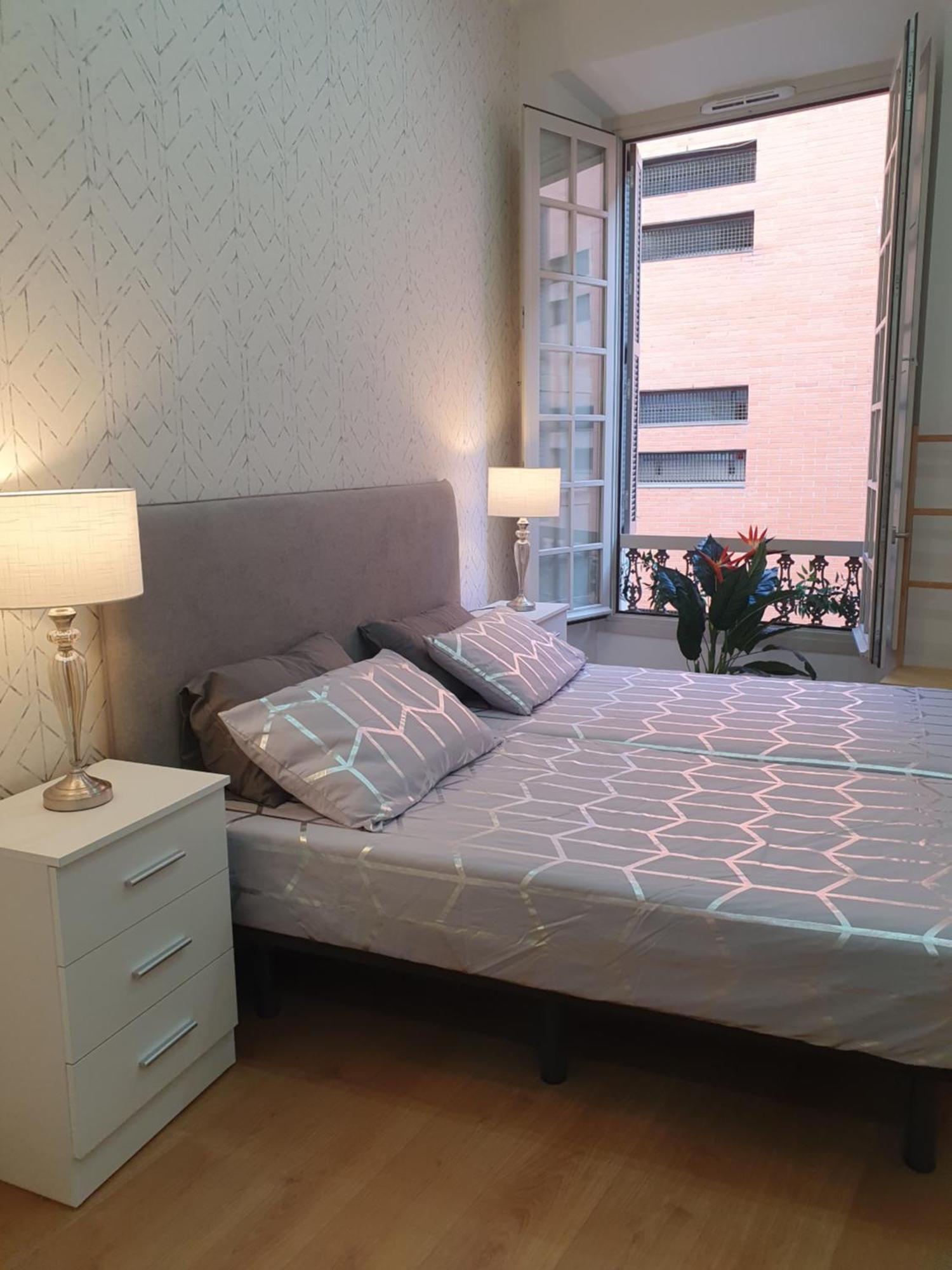 Beautiful Historic Center Apt! * Malaga