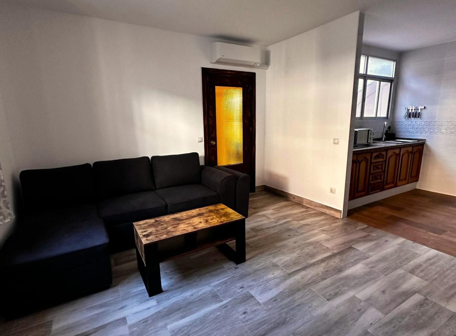 Amplia Casa Entera Con Patio Y Terraza Familia Y Grupo De Amigos