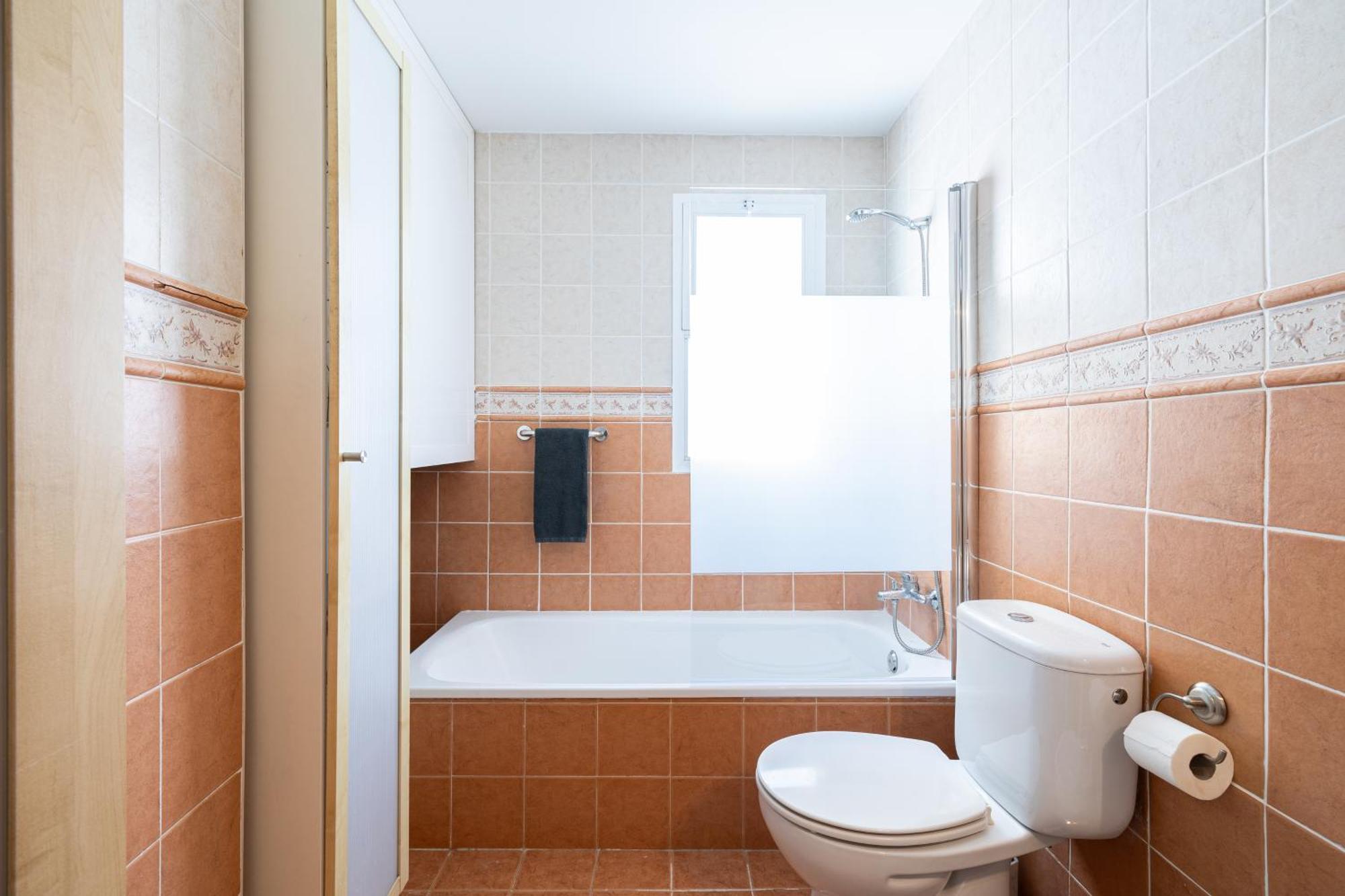 Apartamento Holidays2malaga Ancha Del Carmen Aacc, Lift, Wifi Málaga